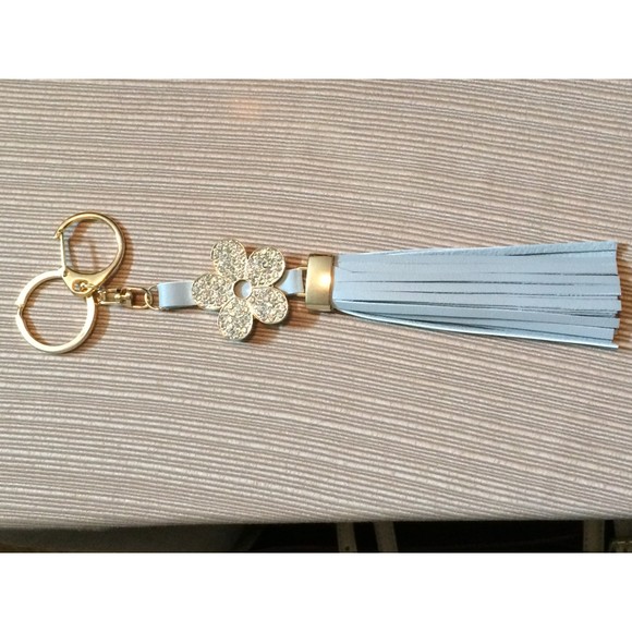 Bag Charm-Bling Flower with Faux Leather Gray Tassel - Picture 3 of 7